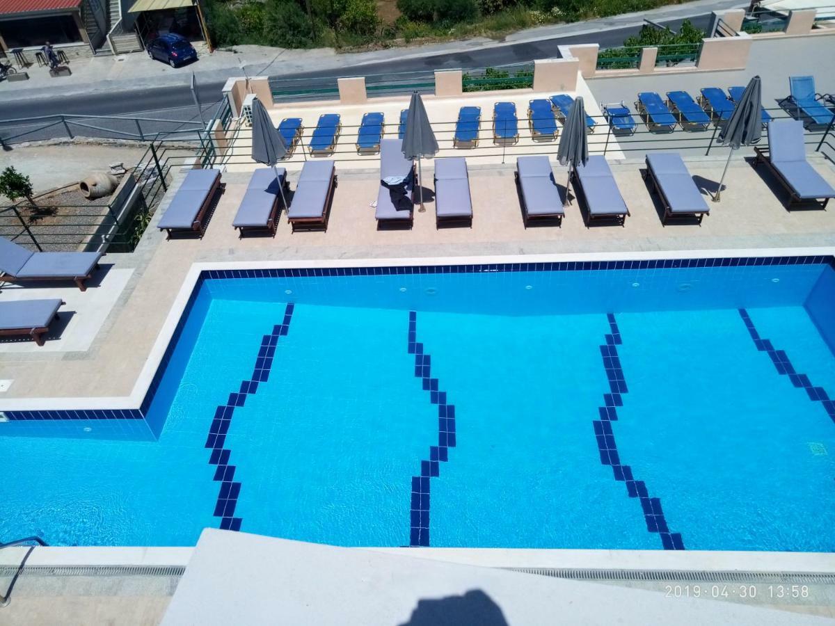 Kavousanos Apartments Истро Экстерьер фото